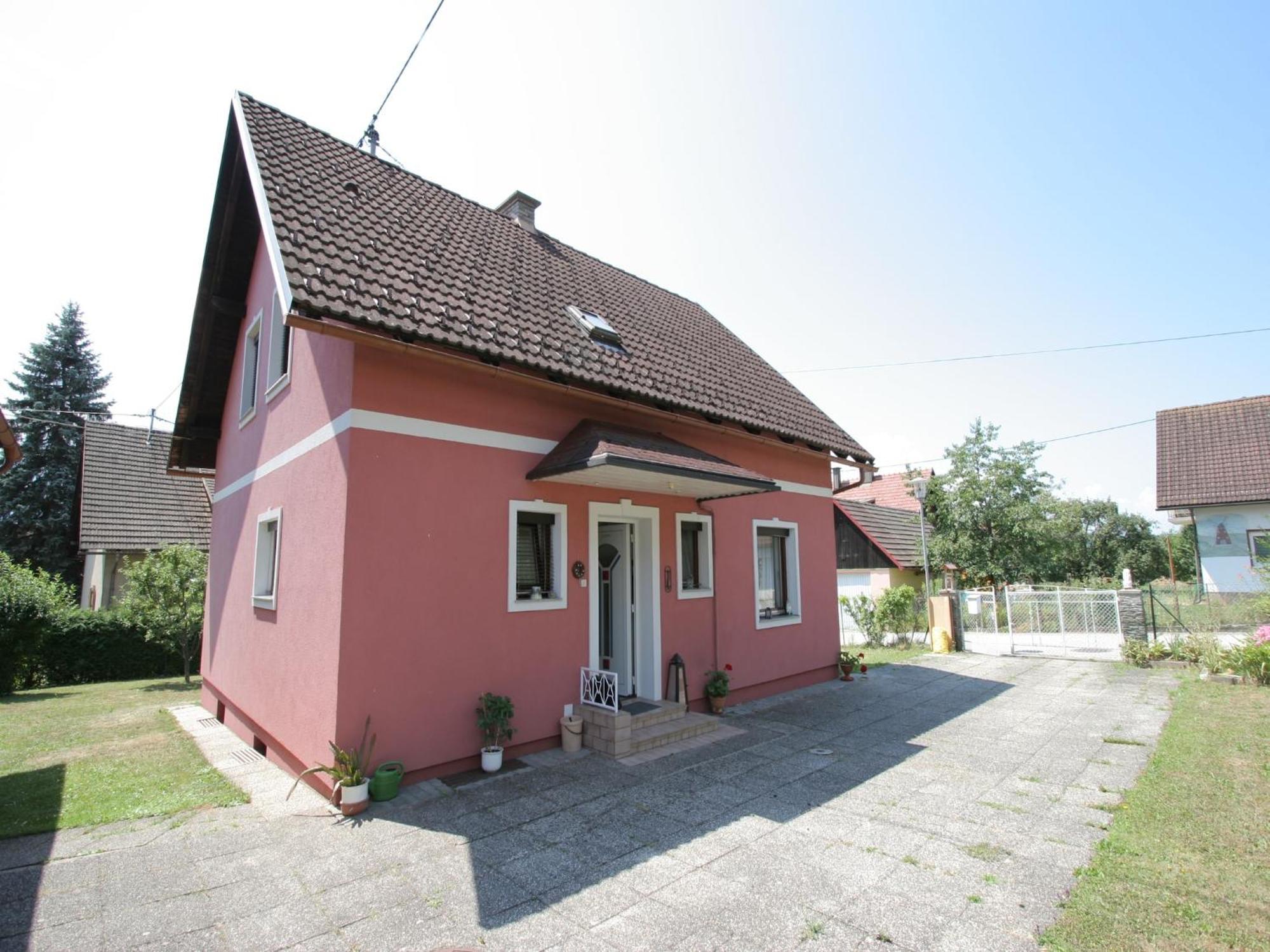 Modern Apartment With Garden Near The Petzen Ski Area In Eberndorf Carinthia Luaran gambar