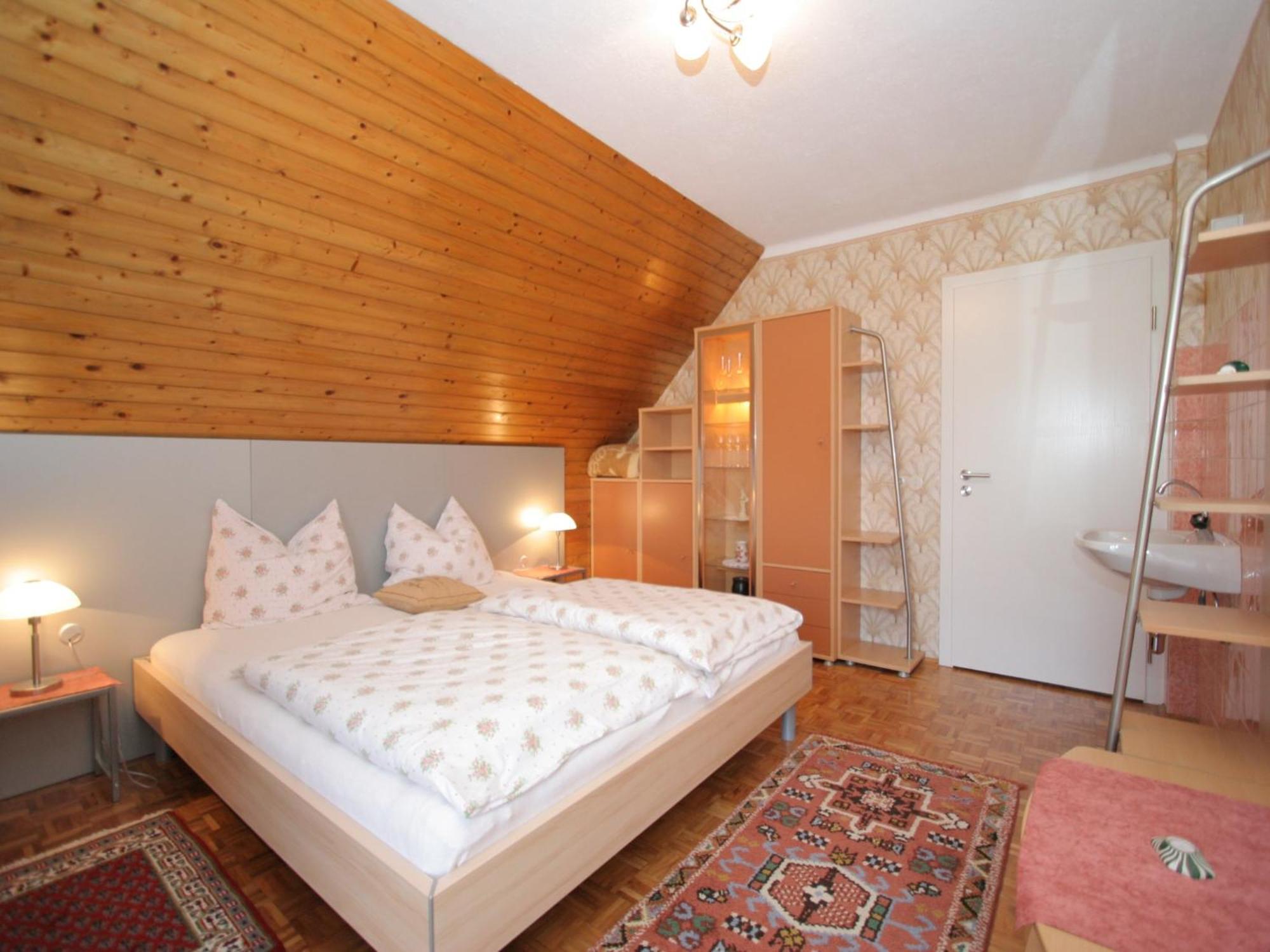 Modern Apartment With Garden Near The Petzen Ski Area In Eberndorf Carinthia Luaran gambar
